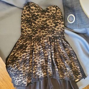 Junior's size 1 lace homecoming/formal dress